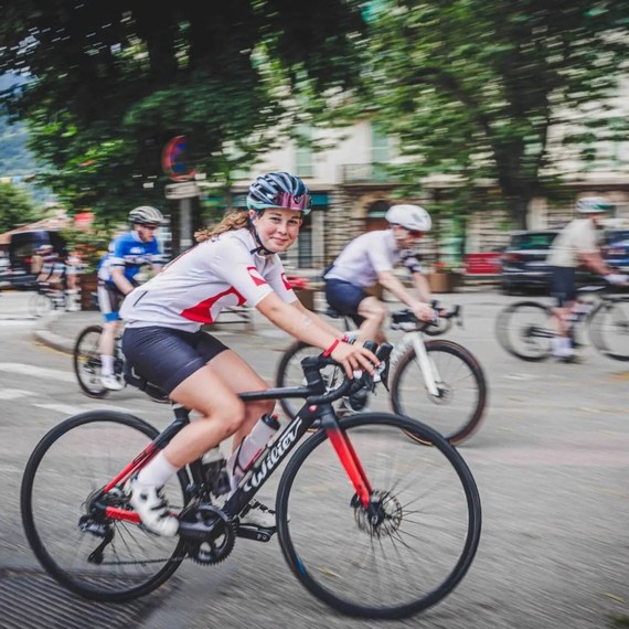 Manon et Noémie sur la trace du tour de France féminin 2025
